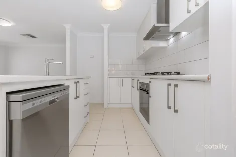 Property photo of 11 Engle Close Maddington WA 6109