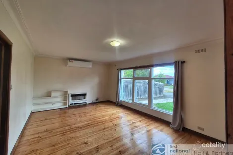Property photo of 11 Michael Court Springvale VIC 3171