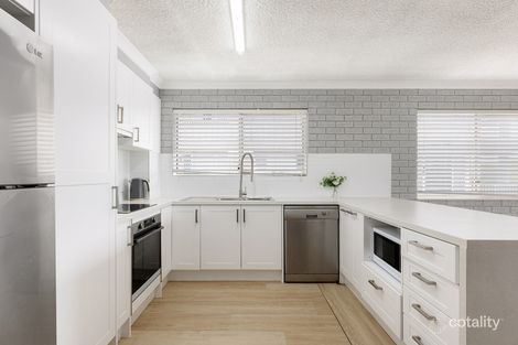 Property photo of 4/59 Esplanade Golden Beach QLD 4551