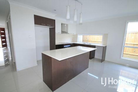 Property photo of 9 Treeline Circuit Yarrabilba QLD 4207