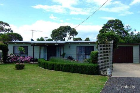 10 Lawrence Ave, Cowes, VIC 3922