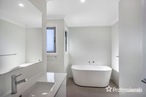 Property photo of 2 Lampe Avenue Wagga Wagga NSW 2650