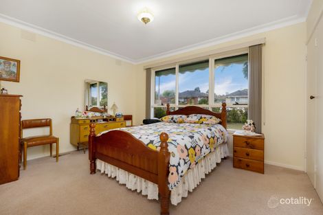 Property photo of 2 Bega Court Mulgrave VIC 3170