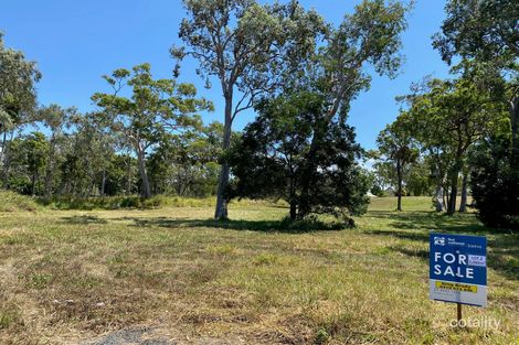 207 Miran Khan Dr, Armstrong Beach, QLD 4737