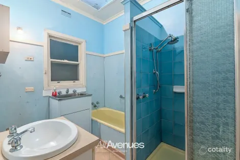 Property photo of 6 Cambridge Street Lang Lang VIC 3984