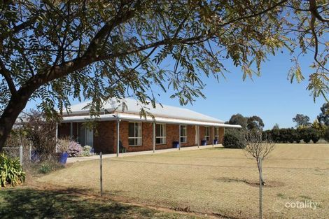 273 Dandaloo Rd, Narromine, NSW 2821