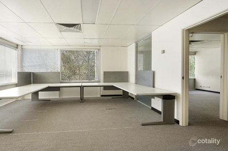 Property photo of 1/31-37 Howleys Road Notting Hill VIC 3168
