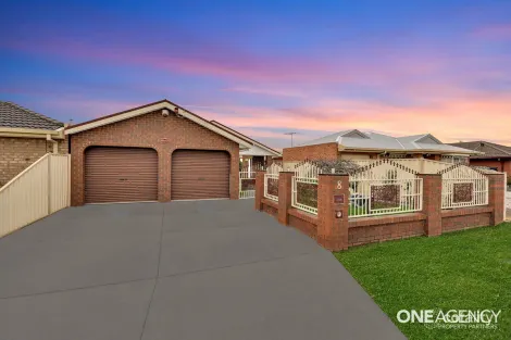 Property photo of 8 Tomkin Court Altona Meadows VIC 3028