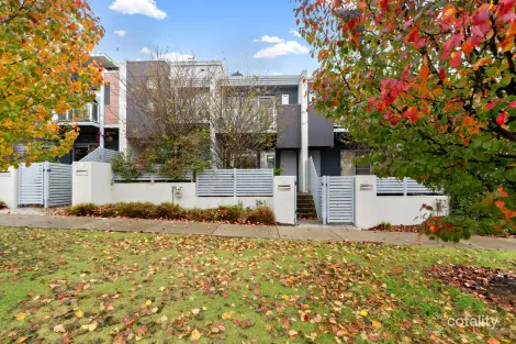 10/10 Junee St, Crace, ACT 2911