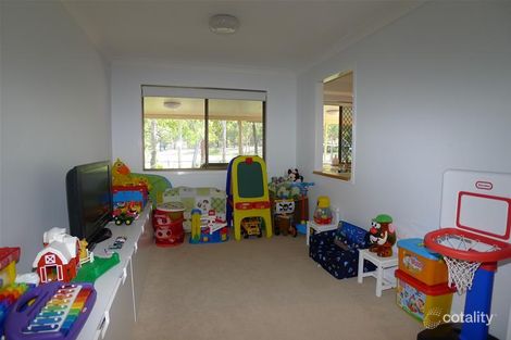 Property photo of 6 Eames Court Springwood QLD 4127