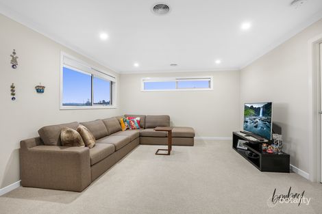 Property photo of 18 Cromarty Crescent Kalkallo VIC 3064