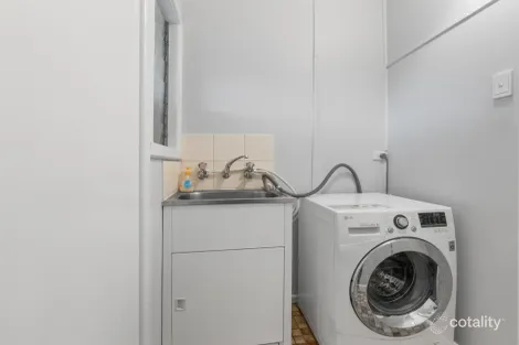 Property photo of 363 Prune Street Lavington NSW 2641