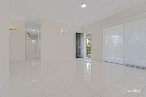 Property photo of 13 Marlock Court Kin Kora QLD 4680