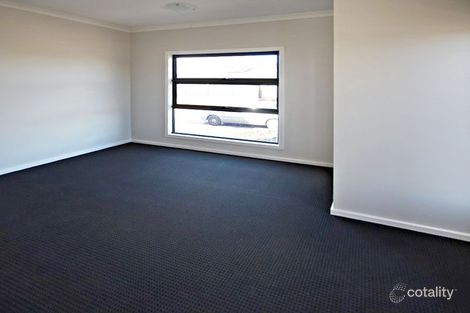 Property photo of 59 Eliburn Drive Cranbourne East VIC 3977