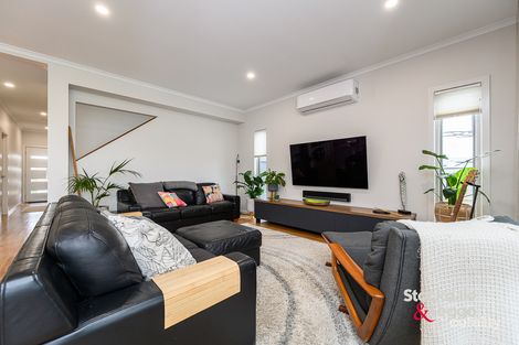 Property photo of 13 Albatross Drive Inverloch VIC 3996
