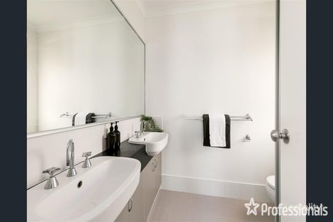 Property photo of 9 Dangerfield Grove Canning Vale WA 6155