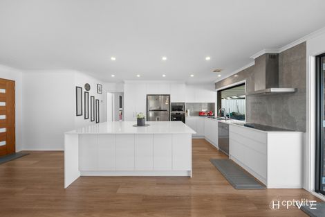 Property photo of 22 Outtrim Avenue Calwell ACT 2905
