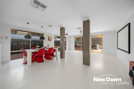 Property photo of 33 Everard Avenue Ellenbrook WA 6069