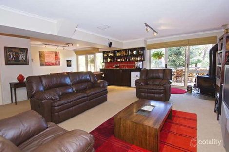 Property photo of 45 Malabar Crescent Eltham VIC 3095