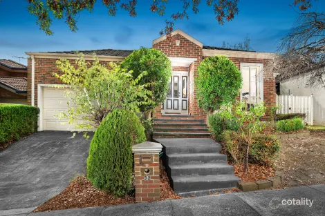Property photo of 32 Westminster Close Blackburn South VIC 3130