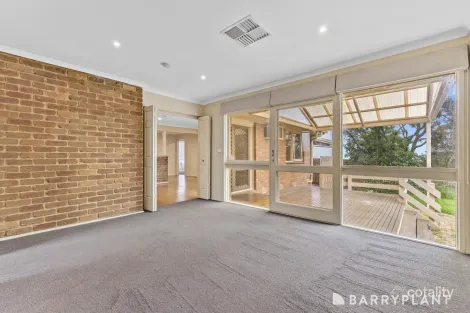 Property photo of 69 Allanfield Crescent Boronia VIC 3155