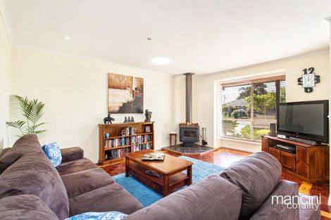 Property photo of 3 Markey Court Altona Meadows VIC 3028