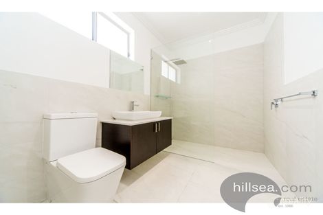 Property photo of 13 Plover Avenue Paradise Point QLD 4216