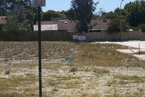 Property photo of 1 The Pines Como WA 6152