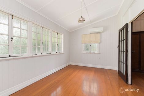 Property photo of 16 Kelvin Street Wavell Heights QLD 4012