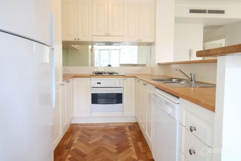 Property photo of 63 Esplanade East Port Melbourne VIC 3207