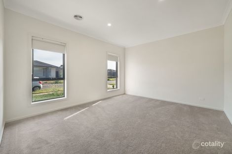 Property photo of 12 Socorro Way Truganina VIC 3029