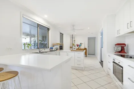 Property photo of 63 Lapoinya Crescent Warana QLD 4575