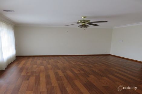 Property photo of 24 Friendship Avenue Mill Park VIC 3082