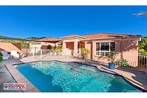17 Forest Pl, Carindale, QLD 4152