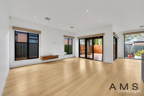 Property photo of 20 Clapham Way Craigieburn VIC 3064
