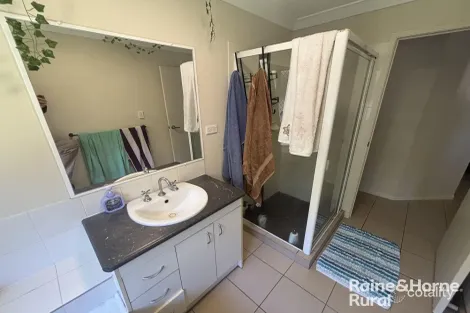 Property photo of 3 Jacaranda Avenue Kingaroy QLD 4610