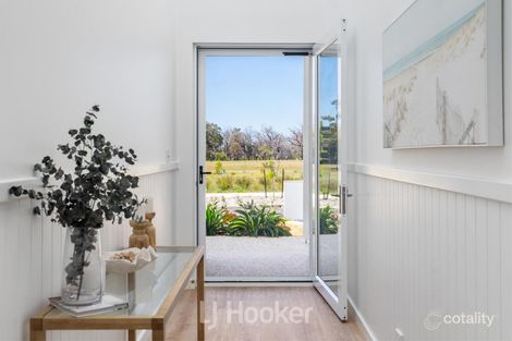 Property photo of 22 Robertson Drive Dunsborough WA 6281