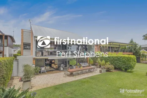 Property photo of 14 Corlette Point Road Corlette NSW 2315