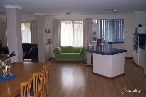 Property photo of 5 Pinewood Walk Canning Vale WA 6155