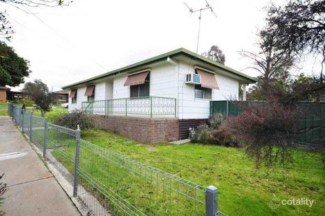 16 Waugh St, Kangaroo Flat, VIC 3555