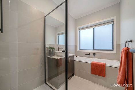 Property photo of 10 Beavers Street Mickleham VIC 3064