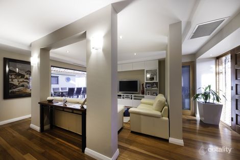 Property photo of 2 Storey Street Curtin ACT 2605