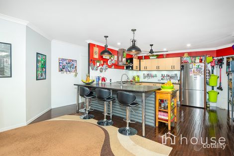 Property photo of 4 Chancellor Circuit Meadowbrook QLD 4131