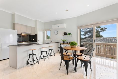 Property photo of 5 Vimini Drive Narre Warren VIC 3805