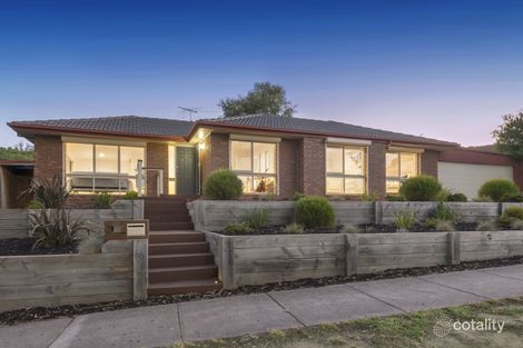 Property photo of 80 Raphael Crescent Frankston VIC 3199