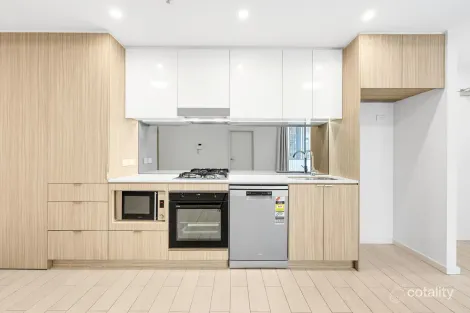 425/1-39 LORD SHEFFIELD CCT, PENRITH, NSW 2750