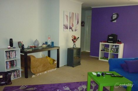 2/7 Hercule Ct, Oxenford, QLD 4210