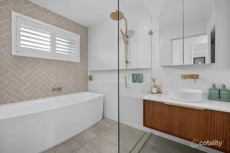 Property photo of 3 Kobada Avenue Buff Point NSW 2262