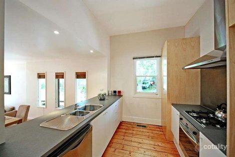 Property photo of 2 Lara Street Malvern VIC 3144