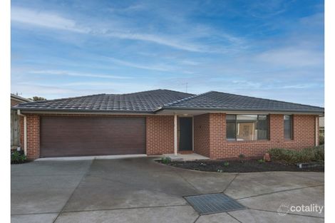 2/18 Main South Rd, Drouin, VIC 3818
